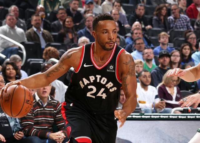 对手前压B 对手前压B