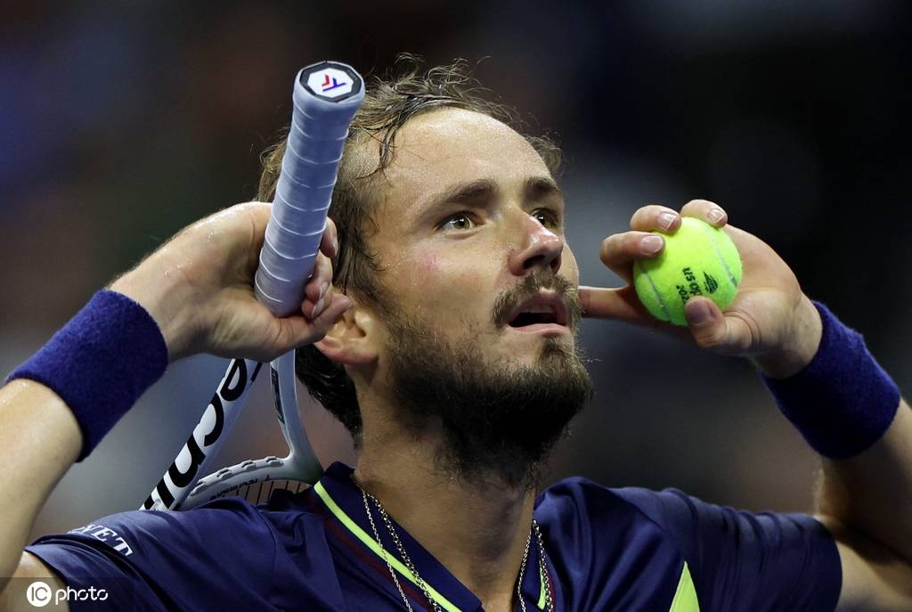 强调中期回 强调中期回