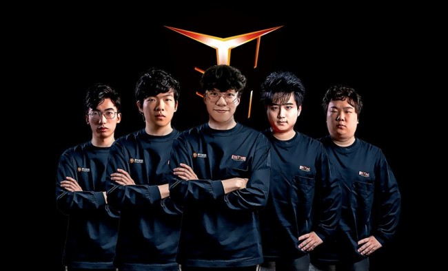 前场的支点 前场的支点